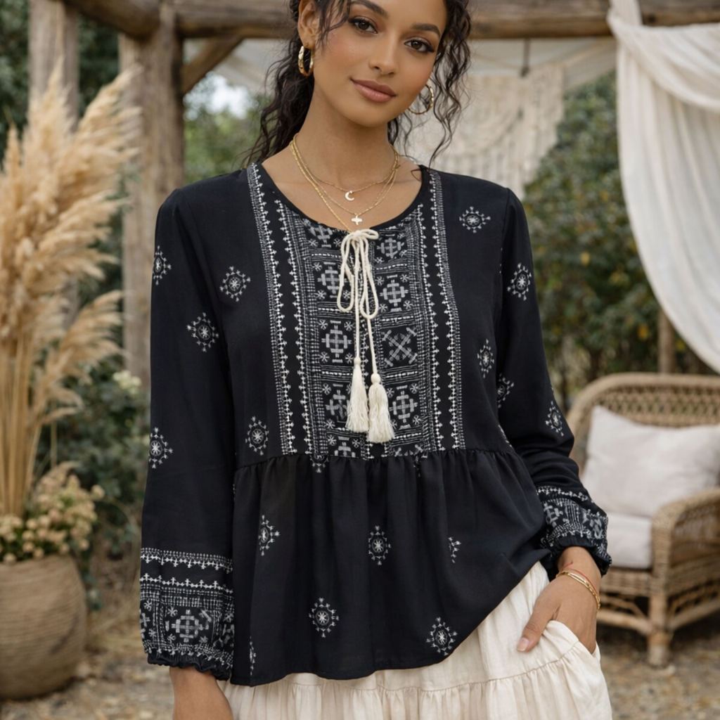 Tunique bohème noire femme avec broderies blanches et lien à nouer, Made in Italy