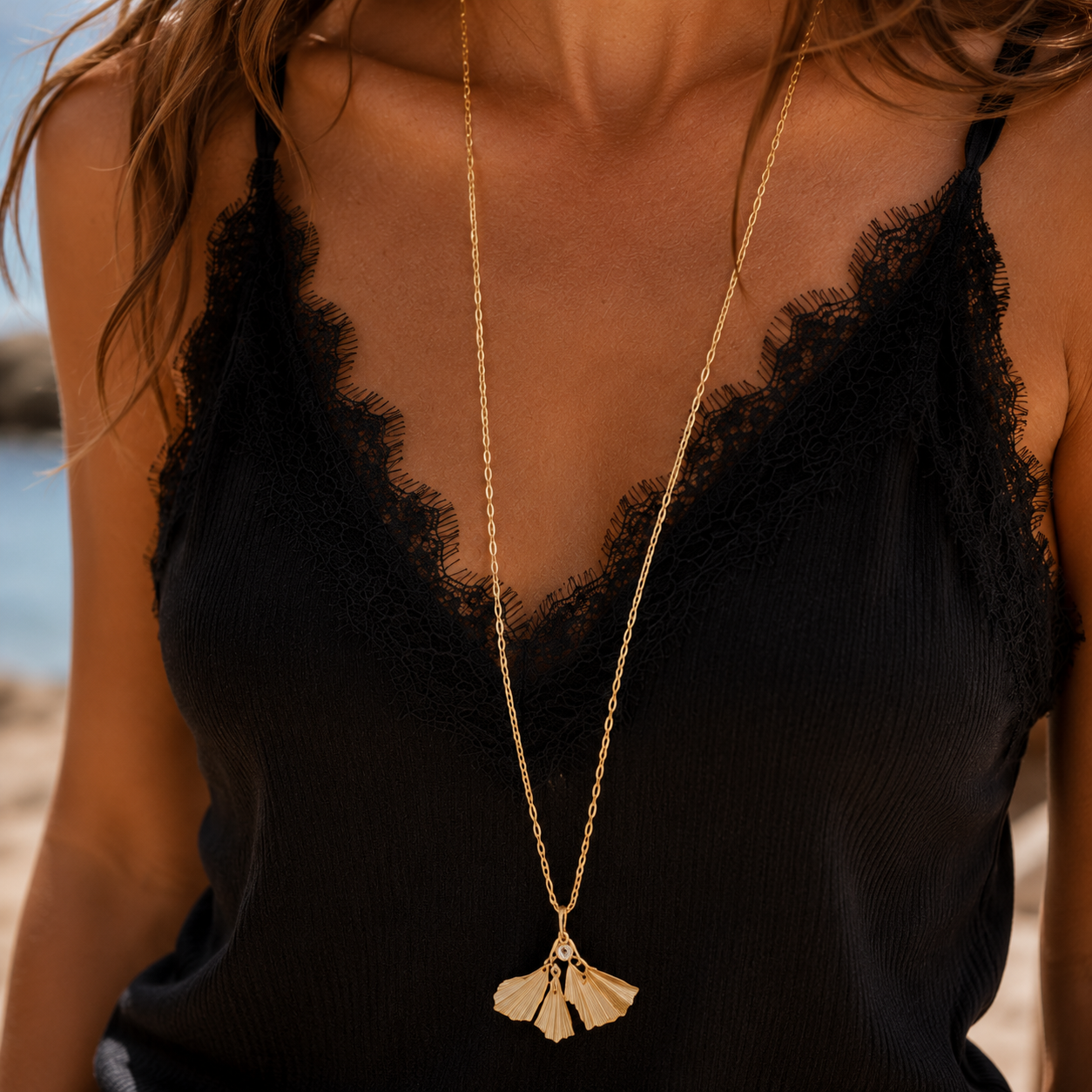 Collier FEUILLE PERLA